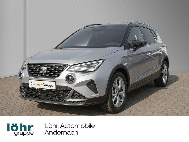 Silber Gebraucht 2024 Seat Arona FR SUV | 17.980 € (Guter Preis) - Bild 1/4