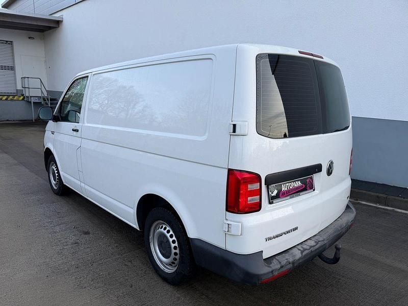 Gebraucht VW Transporter 150 PS (110 kW) 2018 Weiß Van
