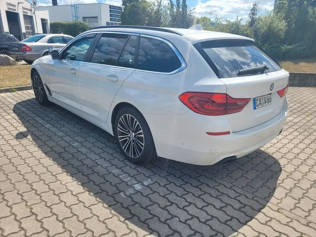 Gebraucht BMW 540 320 PS (235 kW) 2019 Weiß Kombi