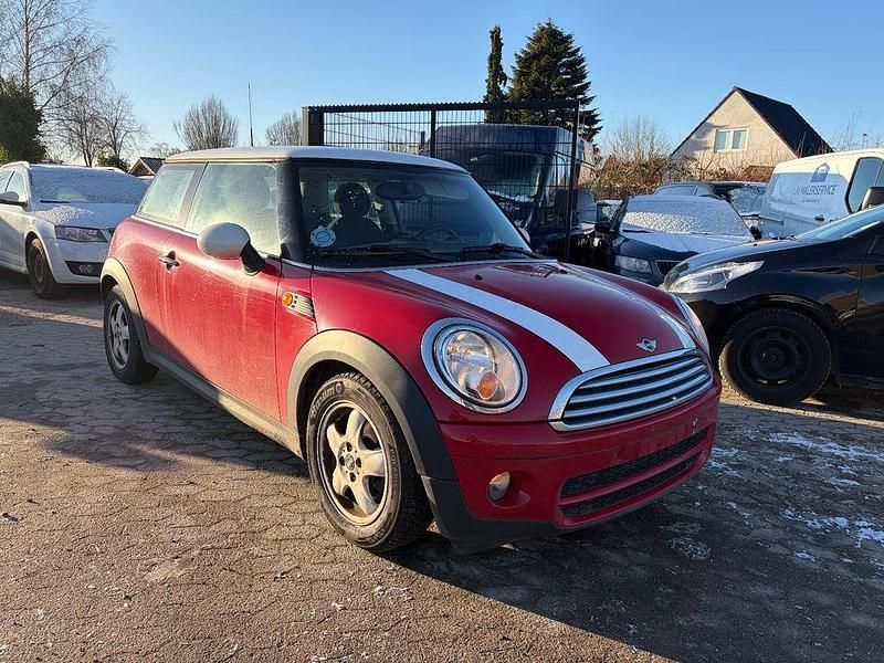 Rot Gebraucht 2009 Mini Cooper D Kleinwagen | 1.600 € (Fairer Preis) - Bild 1/4