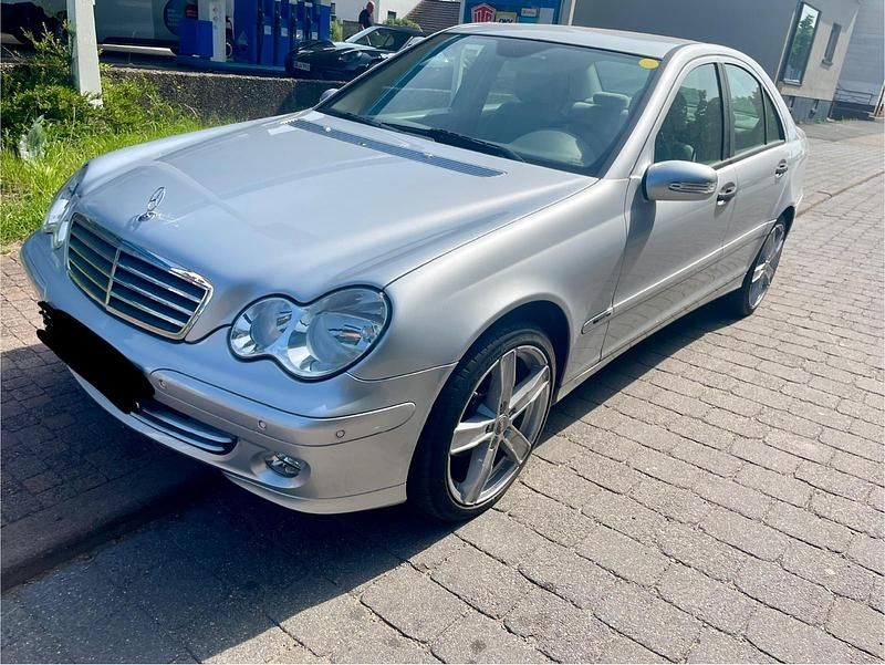 Gebraucht Mercedes C280 Classic 231 PS (169 kW) 2005 Silber Limousine