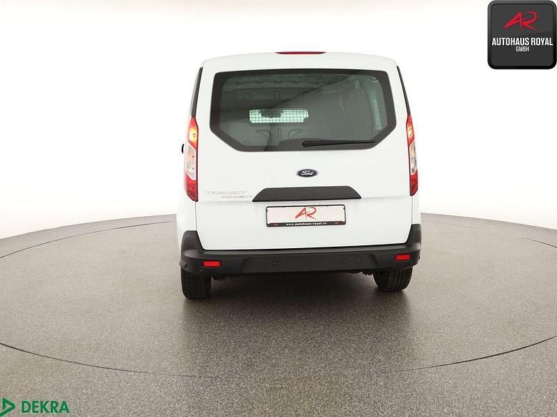 Second-hand Ford Transit Connect 120 CP (88 kW) 2021 Alb Monovolum