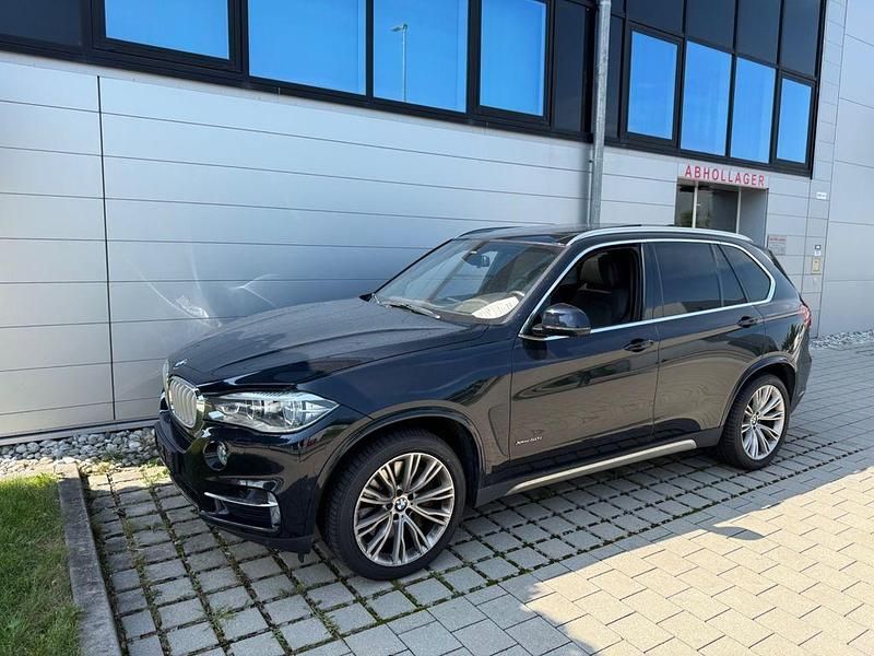 Second-hand BMW X5 Performance 449 CP (330 kW) 2017 Negru SUV
