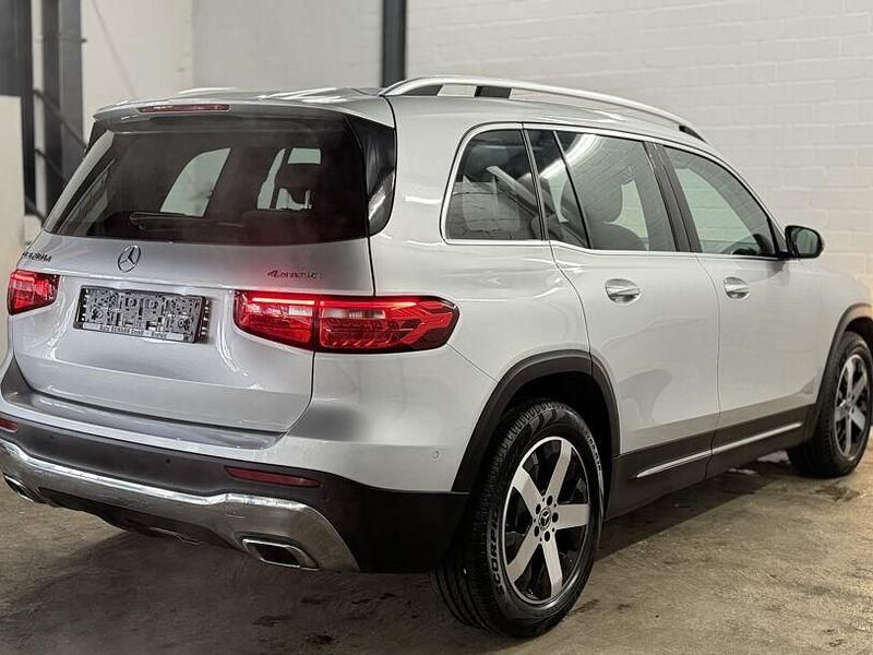 Gebraucht Mercedes GLB200 150 PS (110 kW) 2022 Iridiumsilber  metalliclack SUV