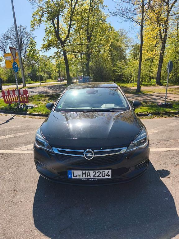 Usata Opel Astra 125 CV (91 kW) 2017 Nero Station wagon