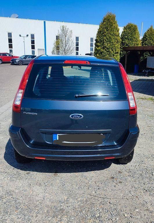 Gebraucht Ford Fusion Style 80 PS (58 kW) 2010 Grau Kleinwagen