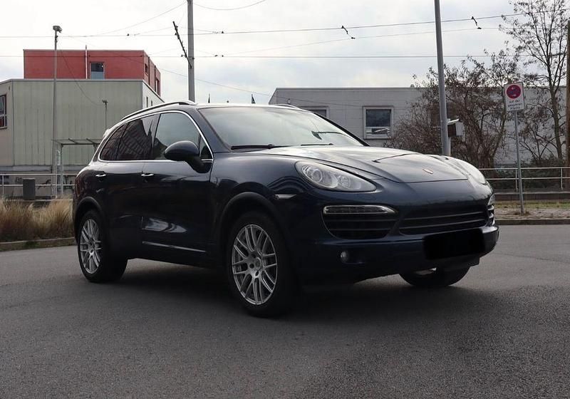 Gebraucht Porsche Cayenne 299 PS (219 kW) 2012 Blau SUV