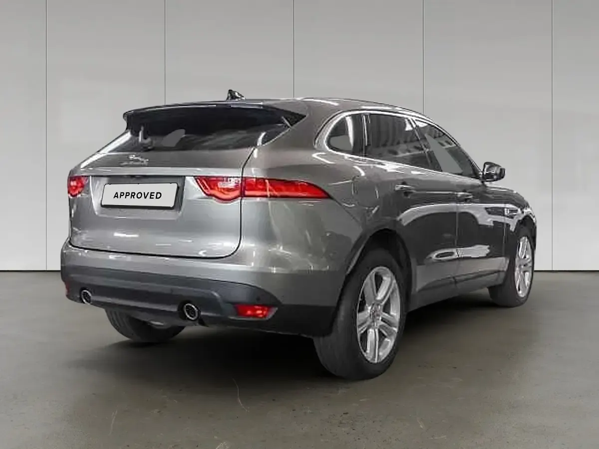 Gebraucht Jaguar F-Pace Prestige 304 PS (223 kW) 2020 Gallium silver SUV