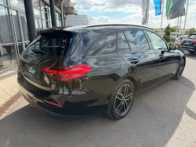 Gebraucht Mercedes 200 163 PS (119 kW) 2023 Schwarz Limousine