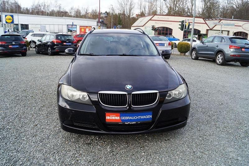 Gebraucht BMW 318 143 PS (105 kW) 2008 Schwarz Kombi