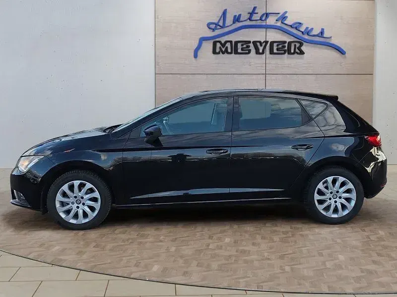 Usata Seat Leon 105 CV (77 kW) 2014 Nero Berlina