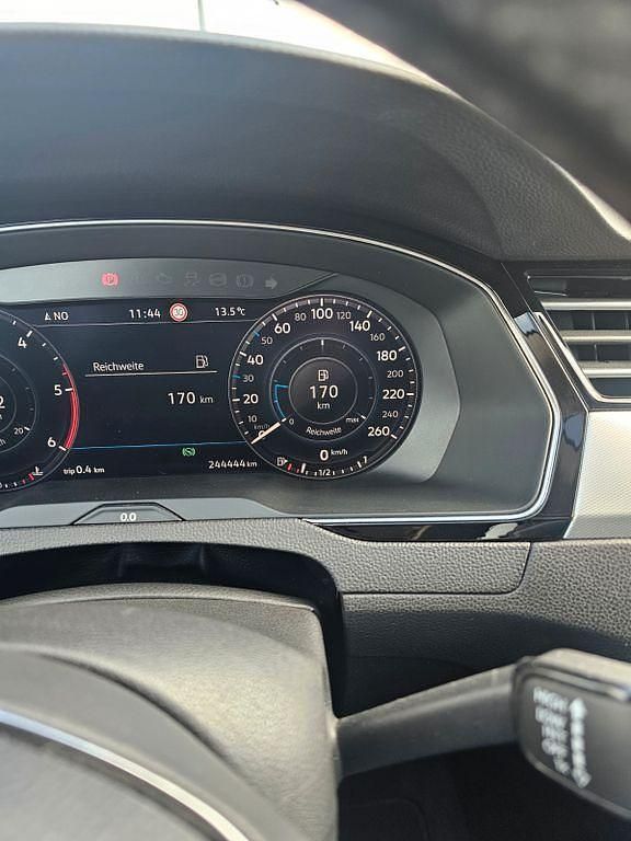 Gebraucht VW Passat Comfortline 150 PS (110 kW) 2017 Grau Kombi