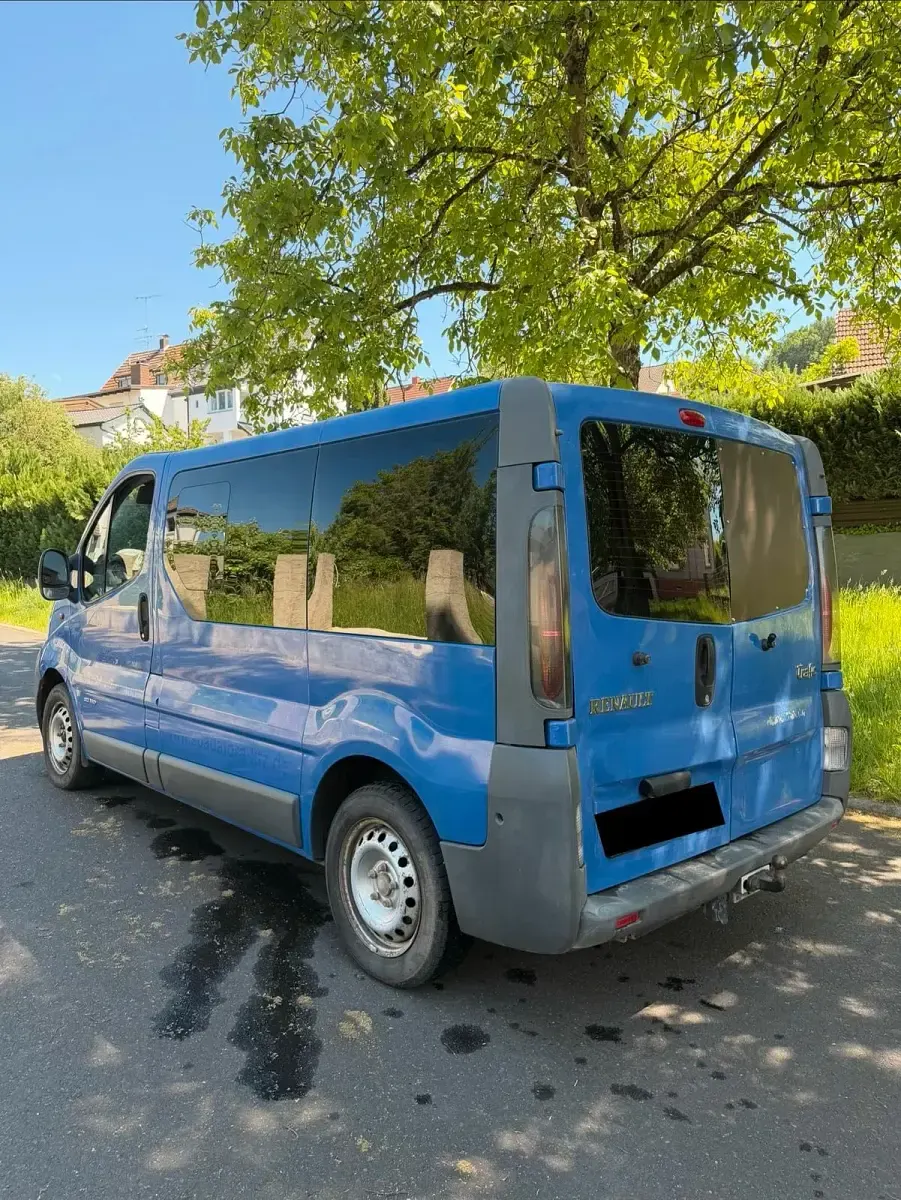 Gebraucht Renault Trafic 101 PS (74 kW) 2003 Blau Van / Kleinbus