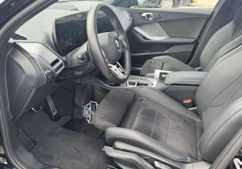 Gebraucht BMW 118 M Sport 150 PS (110 kW) 2024 Black saphire metallic Kleinwagen