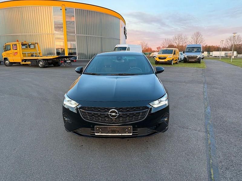 Gebraucht Opel Insignia Ultimate 174 PS (127 kW) 2021 Schwarz Limousine