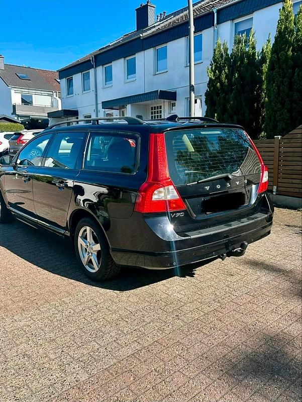 Używany Volvo V70 185 KM (136 kW) 2008 Czarny Kombi