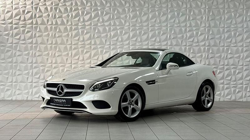 Weiß Gebraucht 2018 Mercedes SLC300 Cabrio | 34.990 € (Fairer Preis) - Bild 1/4