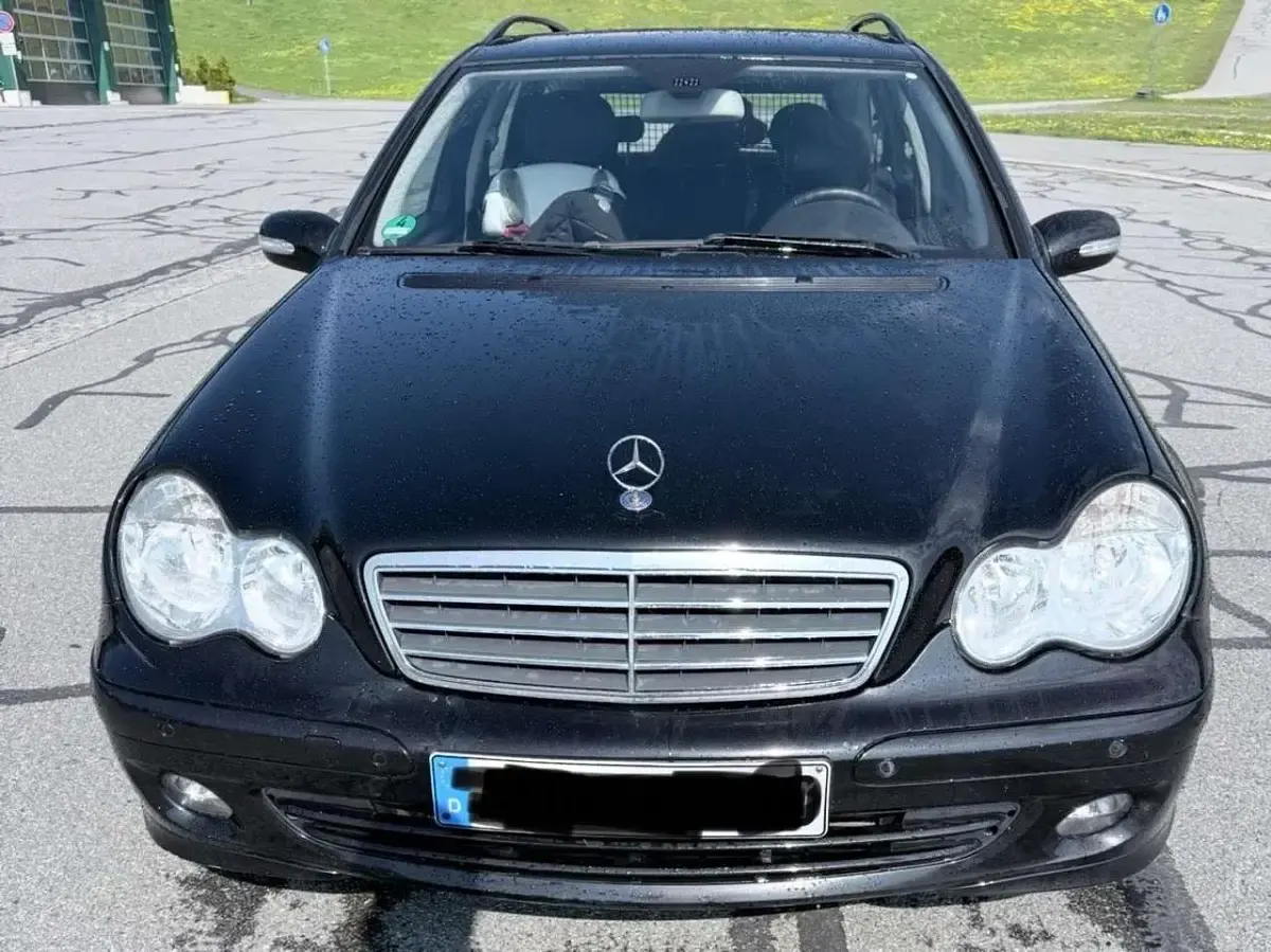 Gebraucht Mercedes C220 Avantgarde 150 PS (110 kW) 2006 Kombi