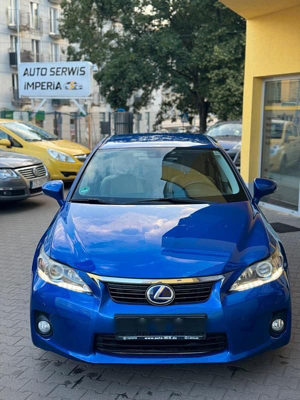 Gebraucht 2012 Lexus CT200h Kleinwagen | 13.500 € - Bild 1/4