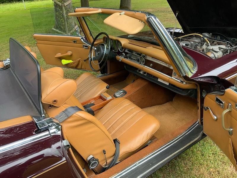 Rot Gebraucht 1970 Mercedes 280 Cabrio | 88.000 € - Bild 1/4
