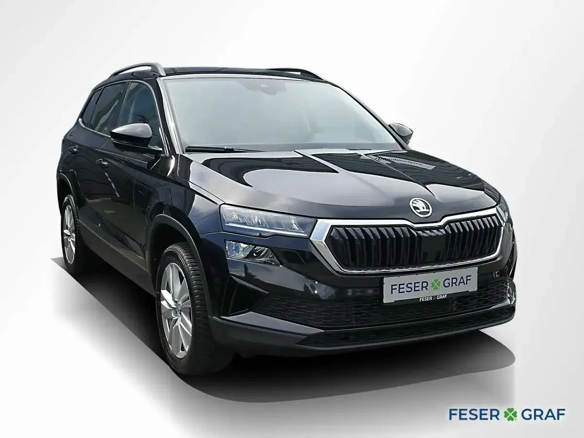 Gebraucht Skoda Karoq Selection 150 PS (110 kW) 2025 Black magic perleffekt SUV