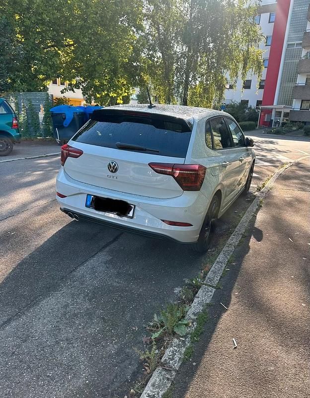 Gebraucht VW Polo Edition 207 PS (152 kW) 2024 Grau Kleinwagen