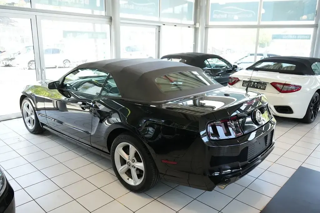 Occasion Ford Mustang 309 ch (227 kW) 2012 Noir Cabriolet