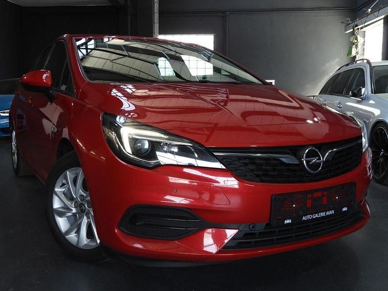 Rot Gebraucht 2020 Opel Astra Limousine | 10.000 € (Guter Preis) - Bild 1/4