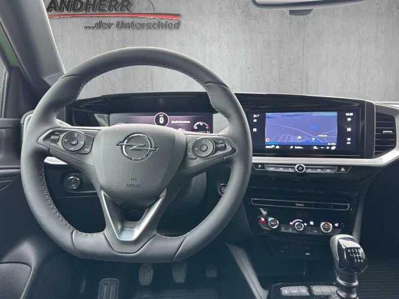 Gebraucht Opel Mokka 136 PS (100 kW) 2024 Matcha grün (metallic) SUV
