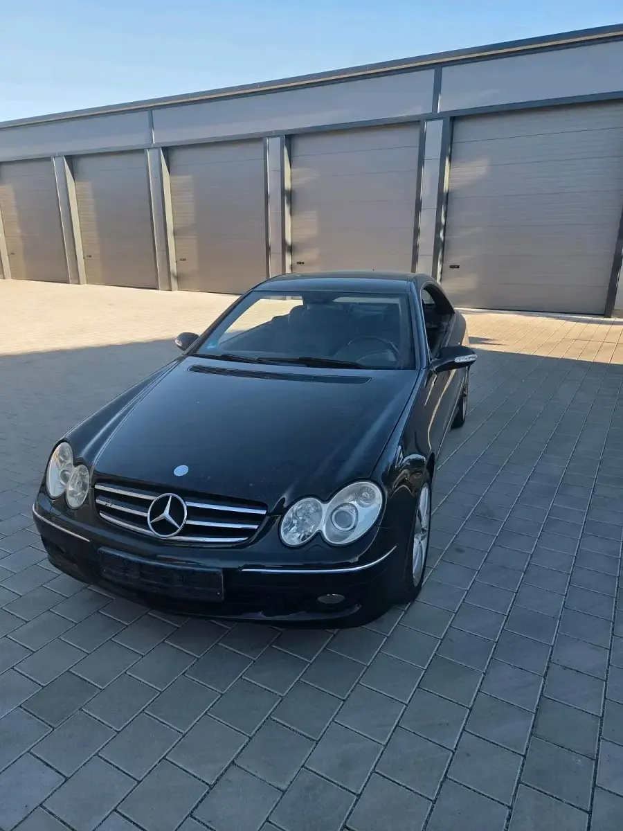 Gebraucht Mercedes CLK200 163 PS (119 kW) 2005 Schwarz Coupé