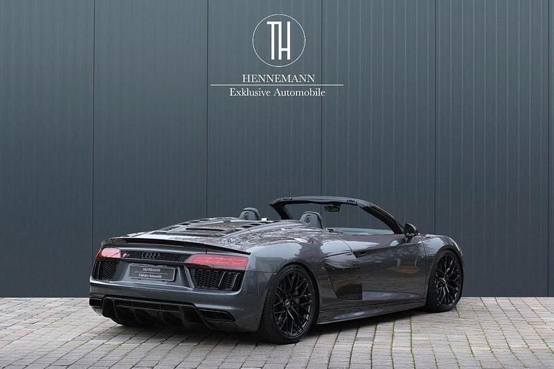 Gebraucht Audi R8 Spyder Sport 610 PS (448 kW) 2018 Daytonagrau perleffekt Cabrio