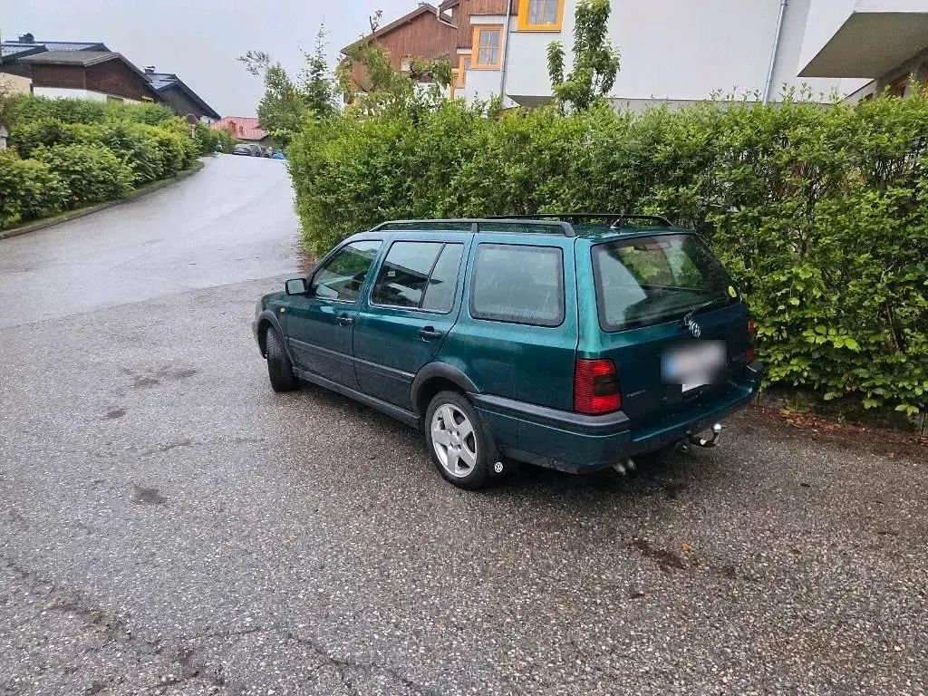 Gebraucht VW Golf III 90 PS (66 kW) 1998 Grün Kombi