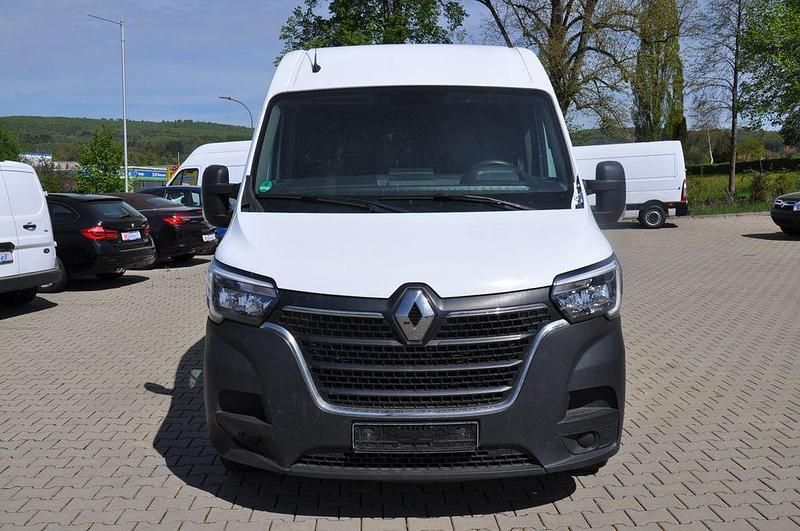 Używany Renault Master 150 KM (110 kW) 2022 Biały Minivan