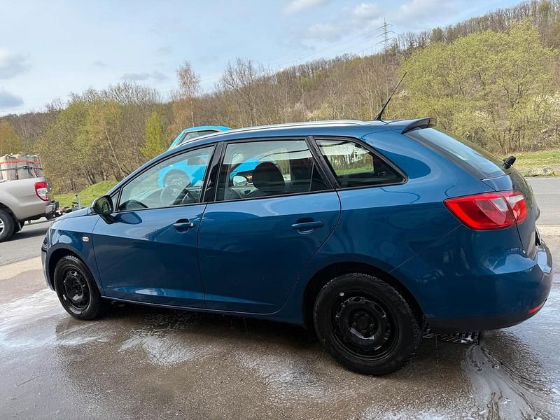 Gebraucht Seat Ibiza ST 85 PS (62 kW) 2014 Blau Kombi
