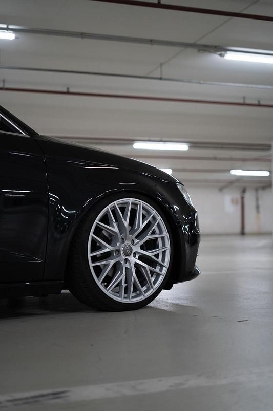 Gebraucht Audi A3 105 PS (77 kW) 2014 Schwarz Kleinwagen