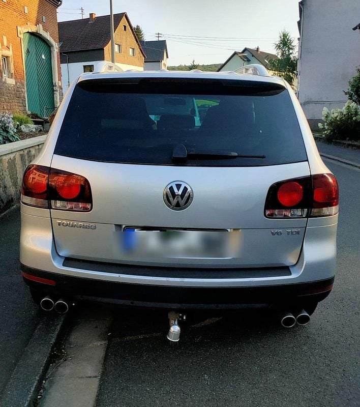 Używany VW Touareg 239 KM (175 kW) 2009 Srebrny SUV