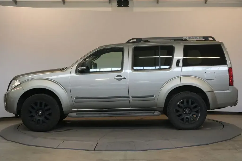 Gebraucht Nissan Pathfinder 231 PS (169 kW) 2012 Grau SUV
