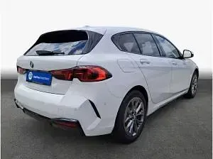 Neu BMW 116 Sport Line 122 PS (89 kW) 2026 Weiß Kleinwagen
