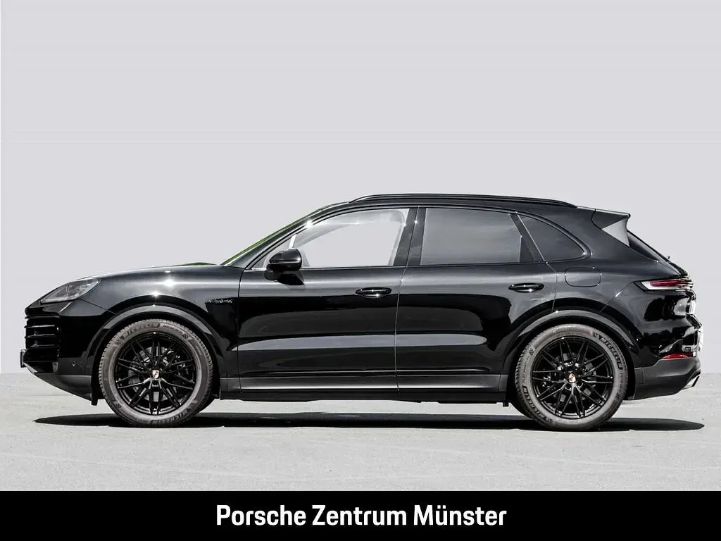 Gebraucht Porsche Cayenne 470 PS (345 kW) 2025 Schwarz SUV