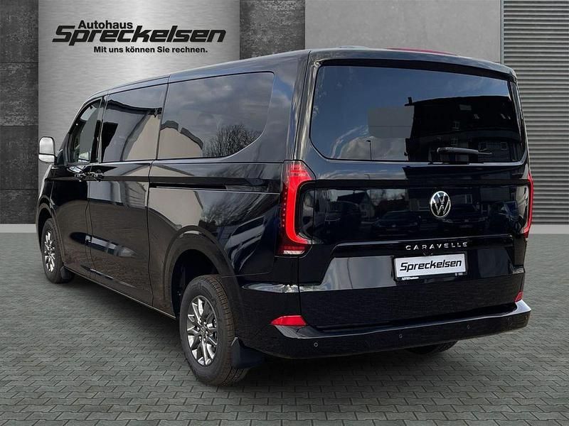Neu VW Caravelle 150 PS (110 kW) 2025 Schwarz Van / Kleinbus