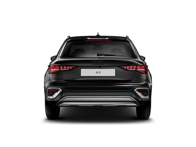 Gebraucht Audi A3 e-tron Ambiente 204 PS (150 kW) 2025 Mythosschwarz metallic Kleinwagen