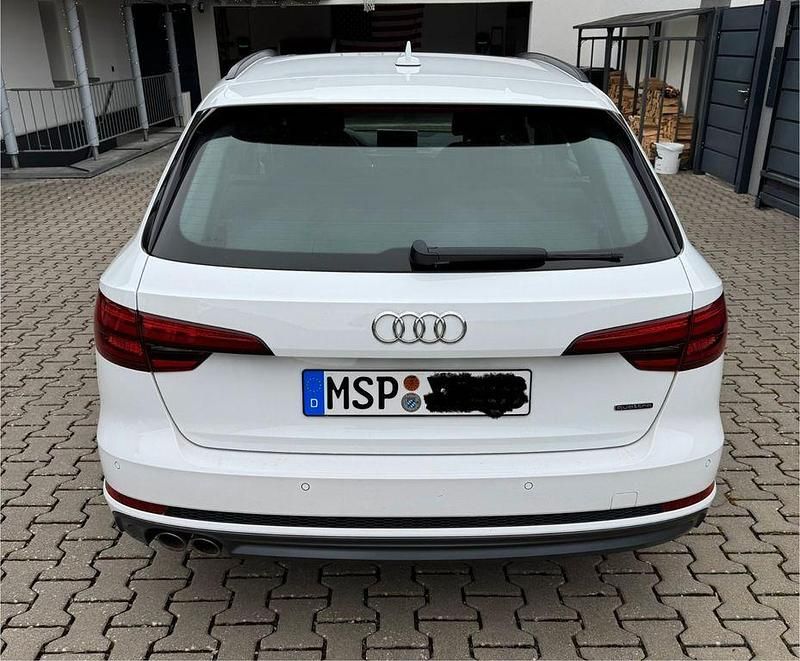 Gebraucht Audi A4 Sport 190 PS (139 kW) 2017 Weiß Kombi
