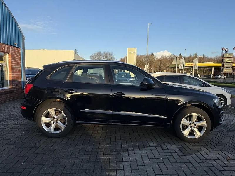 Schwarz Gebraucht 2011 Audi Q5 Design SUV | 8.500 € (Superpreis) - Bild 1/4