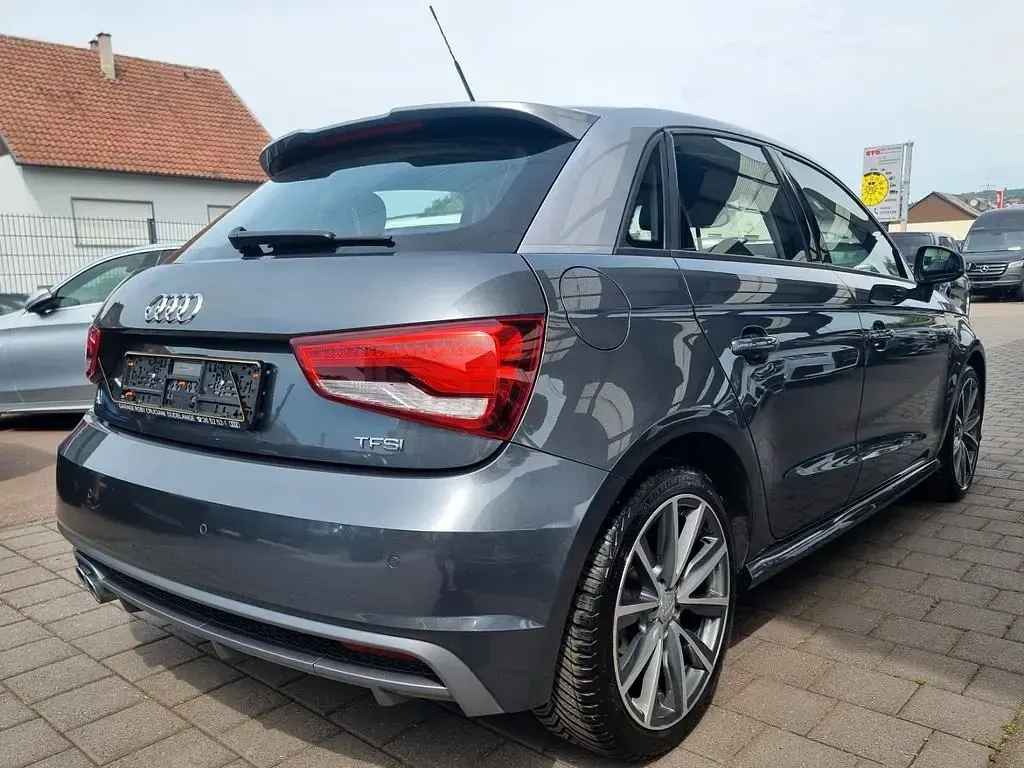 Gebraucht Audi A1 S-Line 150 PS (110 kW) 2017 Grau Kleinwagen