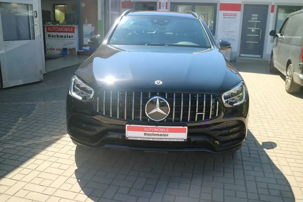 Gebraucht Mercedes GLC43 AMG AMG 390 PS (286 kW) 2022 Schwarz SUV