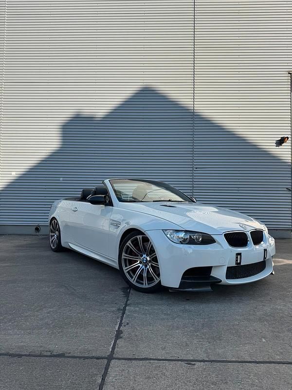 Weiß Gebraucht 2008 BMW M3 Cabriolet Shadowline Cabrio | 33.990 € - Bild 1/4