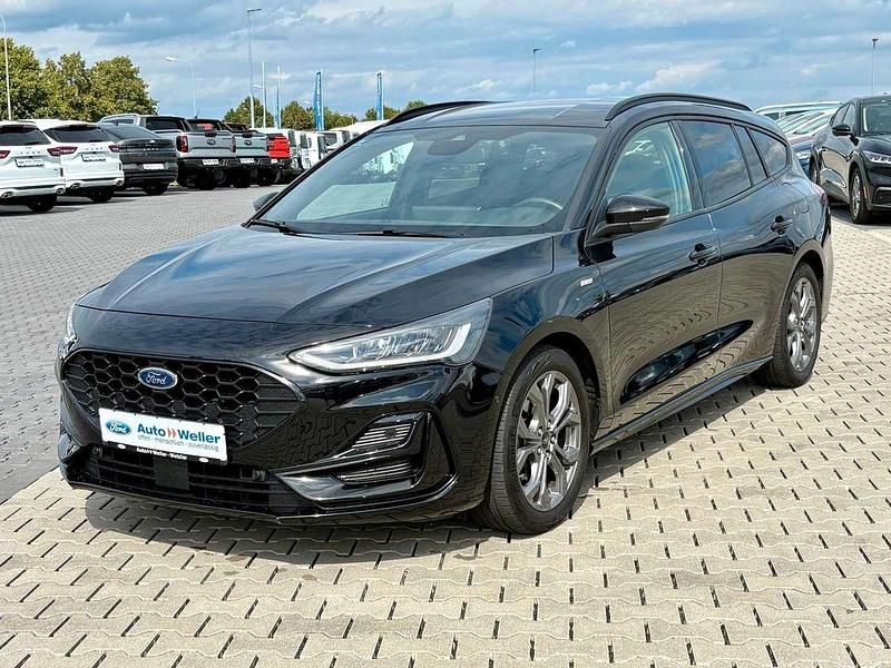 Gebraucht Ford Focus ST-Line 155 PS (114 kW) 2022 Agate black Kombi