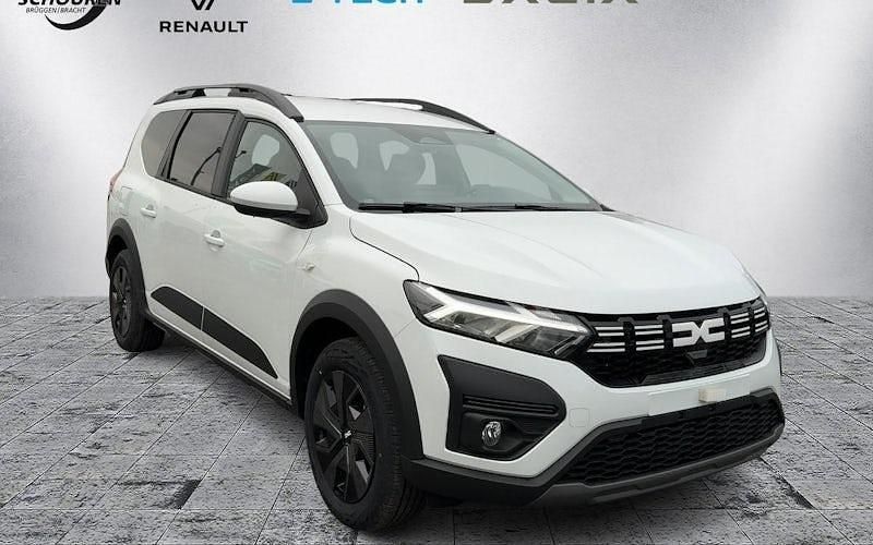 Gebraucht Dacia Jogger Expression 158 PS (116 kW) 2024 Weiß Van / Kleinbus