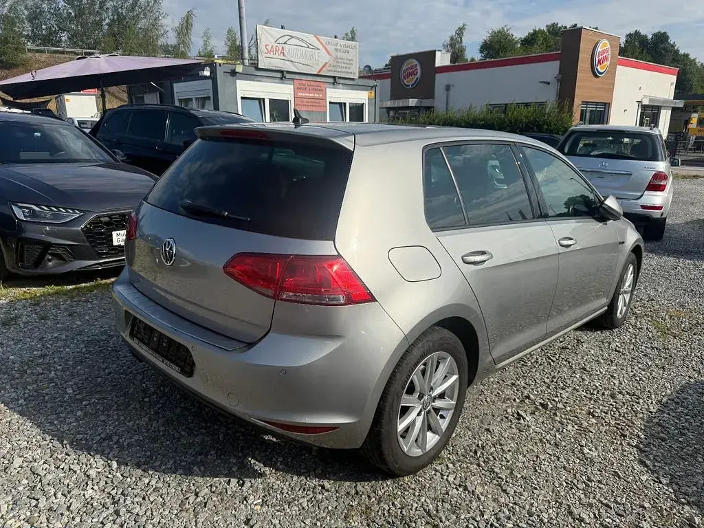 Gebraucht VW Golf VII LOUNGE 150 PS (110 kW) 2016 Silber Limousine