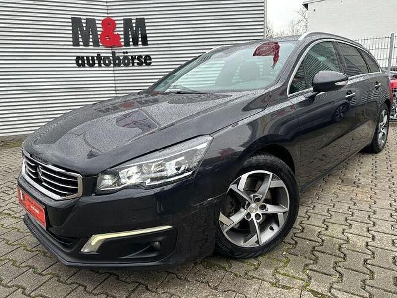 Grau Gebraucht 2016 Peugeot 508 Allure Kombi | 8.900 € - Bild 1/4